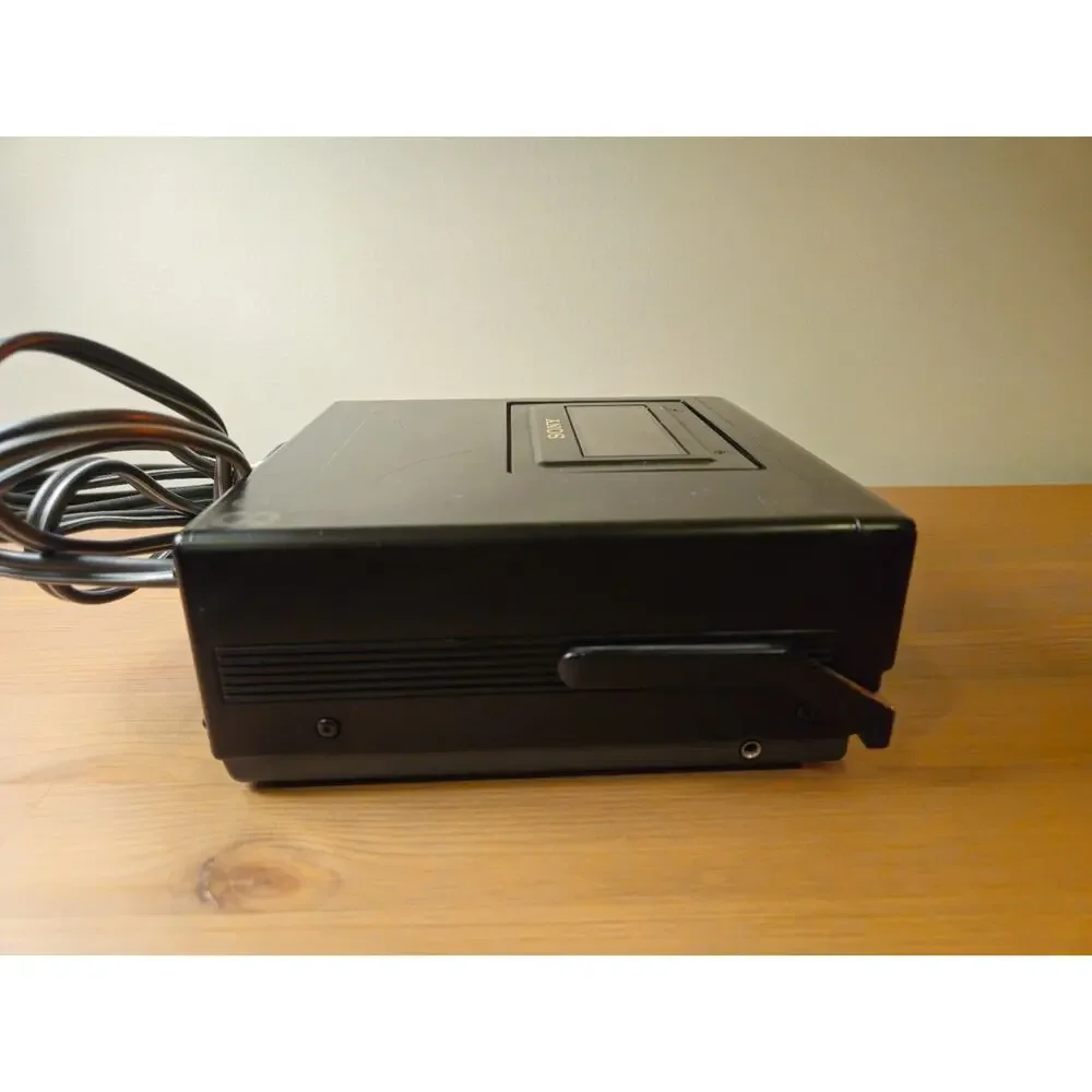 Sony EV-C8U Video 8 Cassette Recorder Player Deck Power On Untested